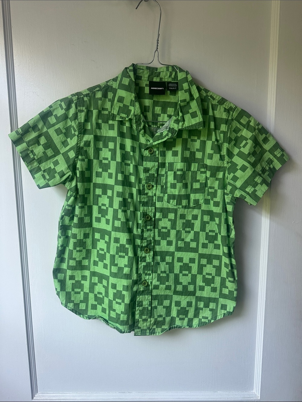 Minecraft button tee - Picture 2 of 5